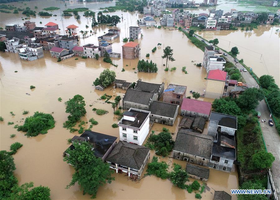 暴雨最新信息：实时预警、灾害评估与未来防范