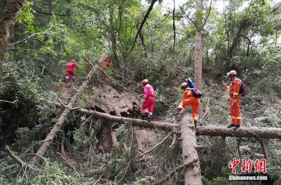 九寨沟地震伤亡最新消息：灾后重建与社会影响深度解读